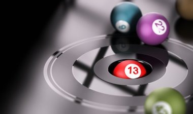 Live dealer at Hongkong Pools table with multi-camera HD studio setup